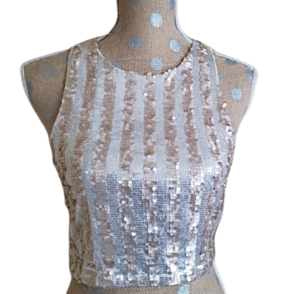 Forever 21 Contemporary rose gold sequin crop tank Large